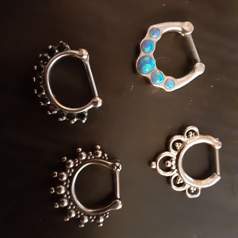 Four 16g septum rings